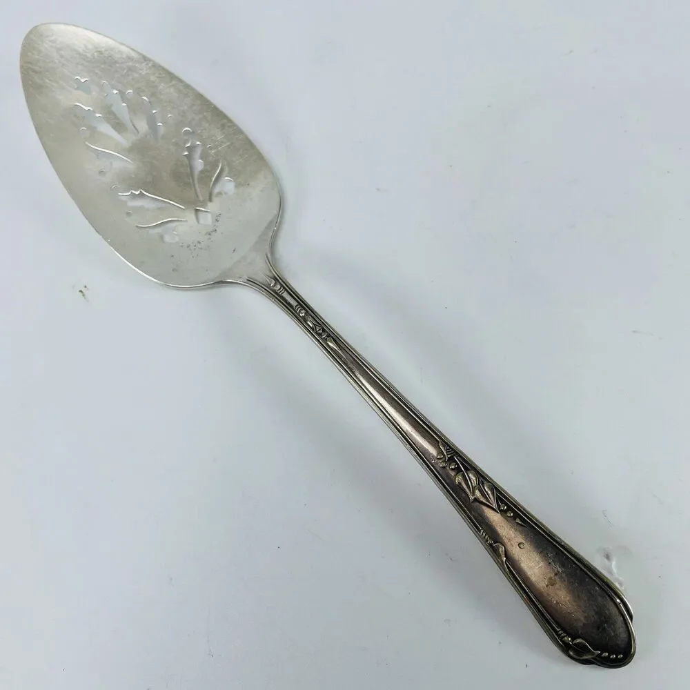 Meadowbrook Heather Dessert Pie Server WM A Rogers Oneida SilverPlate VTG